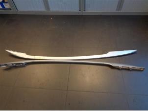 Used Roof rack kit Renault Clio III Estate/Grandtour (KR) 1.5 dCi FAP Price on request offered by Autohandel-Smet Gebroeders NV