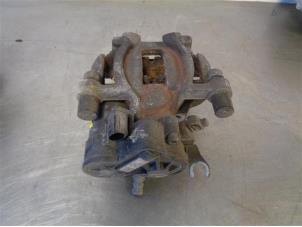 Used Rear brake calliper, left BMW X1 (F48) xDrive 20d 2.0 16V Price on request offered by Autohandel-Smet Gebroeders NV