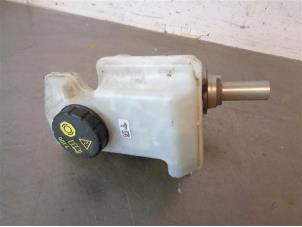 Used Master cylinder Skoda Octavia Combi (5EAC) 1.4 TSI 16V G-TEC Price on request offered by Autohandel-Smet Gebroeders NV