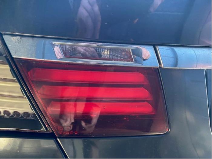 Taillight, left from a BMW 7 serie (F01/02/03/04) 730d 24V 2015