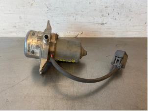 Used Vacuum pump (petrol) Volvo V50 (MW) Price on request offered by Autohandel-Smet Gebroeders NV