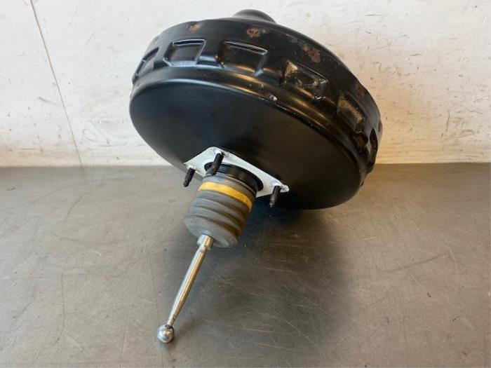 Gebrauchte Bremskraftverstärker Volkswagen Transporter/Caravelle T6 2.0 TDI 150 California 4Motion Preis auf Anfrage angeboten von Autohandel-Smet Gebroeders NV