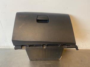 Used Glovebox Kia Rio IV (YB) 1.4 CRDi 90 16V Price on request offered by Autohandel-Smet Gebroeders NV