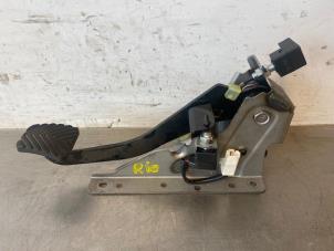 Used Clutch pedal Kia Rio IV (YB) 1.4 CRDi 90 16V Price on request offered by Autohandel-Smet Gebroeders NV