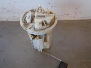 Used Electric fuel pump Ford Fiesta 6 (JA8) 1.0 EcoBoost 12V 125 Price on request offered by Autohandel-Smet Gebroeders NV