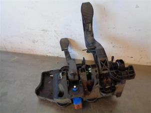 Used Set of pedals Fiat Fiorino (225) 1.3 D 16V Multijet 80 Price on request offered by Autohandel-Smet Gebroeders NV