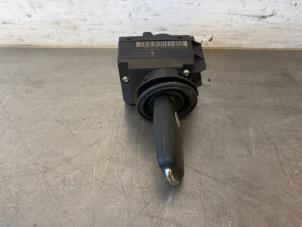 Usados Cerradura de contacto y llave Volkswagen Crafter 2.5 TDI 30/32/35 Precio de solicitud ofrecido por Autohandel-Smet Gebroeders NV
