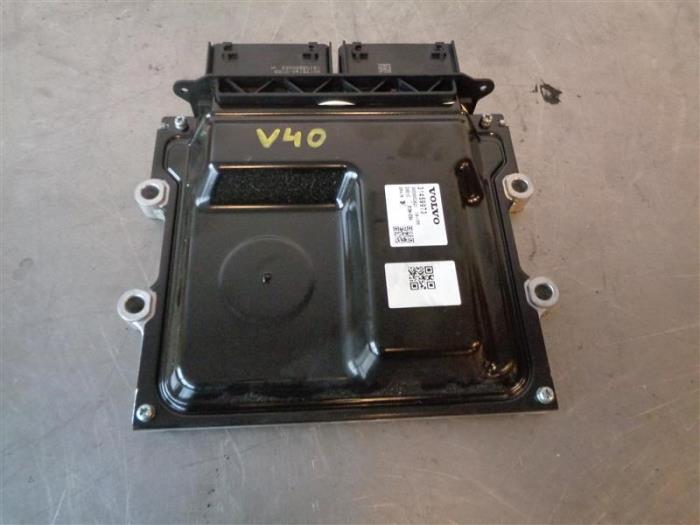Used Engine management computer Volvo V40 (MV) 2.0 D2 16V Price on request offered by Autohandel-Smet Gebroeders NV