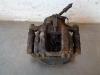 Rear brake calliper, left from a Ssang Yong Rodius, 2005 2.7 270 Xdi 20V 4x2, MPV, Diesel, 2.696cc, 121kW (165pk), RWD, M665925; EURO4, 2005-05 / 2013-06 2006