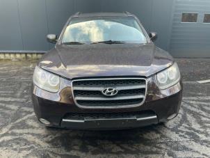 Used Front end, complete Hyundai Santa Fe II (CM) 2.2 CRDi 16V 4x2 Price on request offered by Autohandel-Smet Gebroeders NV