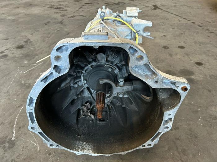 Gebrauchte Getriebe Iveco New Daily VI 35C15, 35S15, 40C15, 50C15, 65C15, 70C15 Preis auf Anfrage angeboten von Autohandel-Smet Gebroeders NV