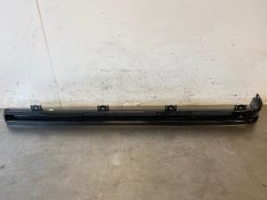 Used Sliding door rail, right Ford Transit Custom Price on request offered by Autohandel-Smet Gebroeders NV