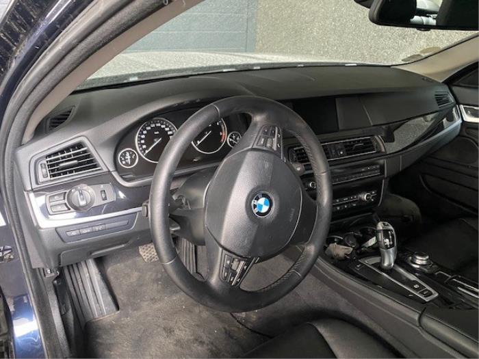 Airbag set + dashboard van een BMW 5 serie (F10) 520d 16V 2011