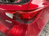 Tylne swiatlo pozycyjne prawe z Mazda 2 (DJ/DL), 2014 1.5 SkyActiv-G 90, Hatchback, Benzyna, 1.496cc, 66kW (90pk), FWD, P5Y6; P5Y5; P5Y8; P5X0; P5X2, 2014-08, DJ6H5; DJ16H5; DJ16HD 2019