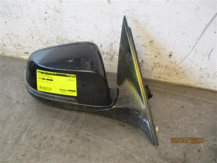 Wing mirror, right BMW 5 serie Touring 520d 16V - 51167350688