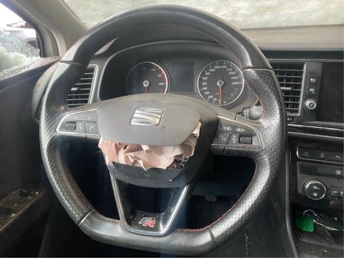 Begagnade Ratt Seat Leon SC (5FC) 1.4 TSI ACT 16V Pris på förfrågan erbjuds av Autohandel-Smet Gebroeders NV