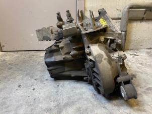 Used Gearbox Fiat Ducato (243/244/245) Price on request offered by Autohandel-Smet Gebroeders NV