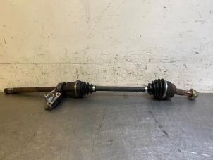 Used Front drive shaft, right Fiat Ducato (243/244/245) Price on request offered by Autohandel-Smet Gebroeders NV