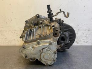 Used Gearbox Peugeot Boxer (U9) Price on request offered by Autohandel-Smet Gebroeders NV