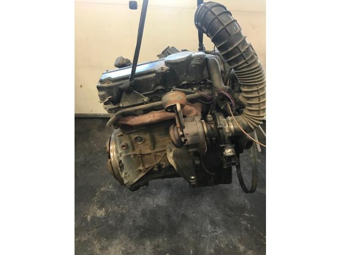 Engine from a Mercedes-Benz Vito (639.7) 2.2 109 CDI 16V 2005