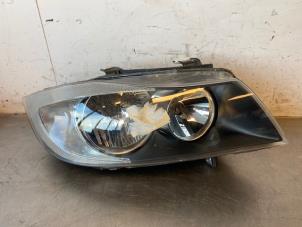 Used Headlight, right BMW 3 serie (E90) 320i 16V Price on request offered by Autohandel-Smet Gebroeders NV