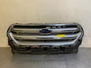 Used Grille Ford Kuga II (DM2) 2.0 TDCi 16V 150 4x4 Price on request offered by Autohandel-Smet Gebroeders NV