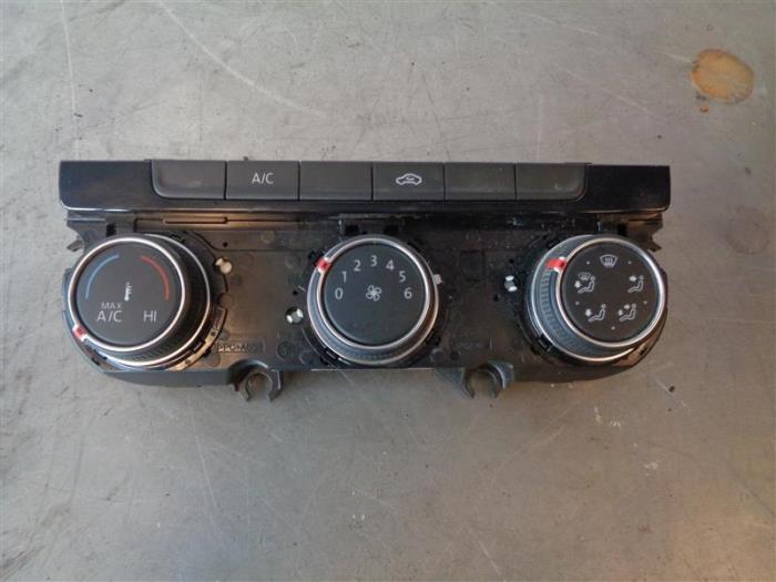Panel de control de aire acondicionado de un Volkswagen Crafter (SY) 2.0 TDI RWD 2019