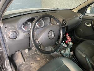 Used Airbag set + dashboard Dacia Duster (HS) 1.5 dCi Price on request offered by Autohandel-Smet Gebroeders NV