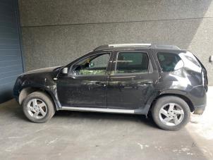 Gebrauchte Tür 4-türig links vorne Dacia Duster (HS) 1.5 dCi Preis auf Anfrage angeboten von Autohandel-Smet Gebroeders NV