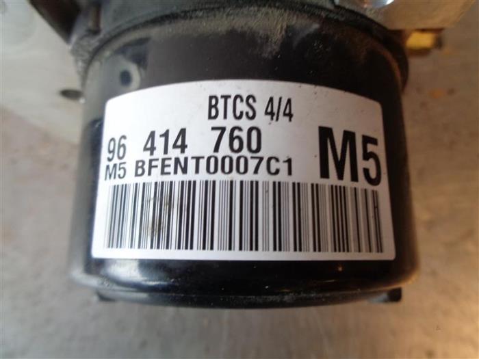 Usagé Bloc ABS Chevrolet Epica 2.0 24V Prix sur demande proposé par Autohandel-Smet Gebroeders NV