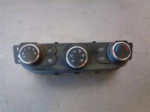 Used Air conditioning control panel Kia Cee'd (JDB5) Price on request offered by Autohandel-Smet Gebroeders NV