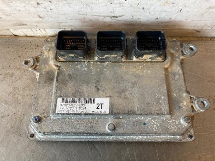 Used Engine management computer Honda CR-V (RE/RM) 2.0 16V Price on request offered by Autohandel-Smet Gebroeders NV