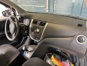 Usagé Airbag set + dashboard Suzuki Celerio (LF) 1.0 12V Prix sur demande proposé par Autohandel-Smet Gebroeders NV