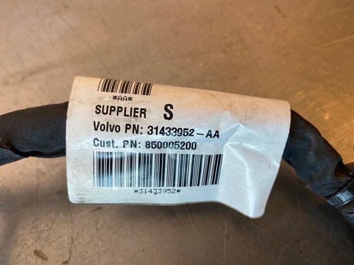 Mazo de cables PDC de un Volvo V40 (MV) 2.0 D2 16V 2018