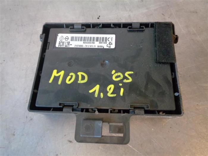 Usagé Module (divers) Renault Modus/Grand Modus (JP) Prix sur demande proposé par Autohandel-Smet Gebroeders NV