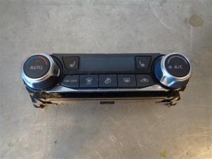 Used Air conditioning control panel Nissan Micra (K14) 1.5 dCi Price on request offered by Autohandel-Smet Gebroeders NV
