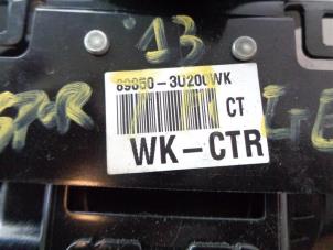 Usados Cinturón de seguridad centro detrás Kia Sportage (QL) 1.7 CRDi 115 16V 4x2 Precio de solicitud ofrecido por Autohandel-Smet Gebroeders NV