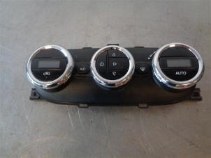 Used Air conditioning control panel Iveco Daily Price on request offered by Autohandel-Smet Gebroeders NV