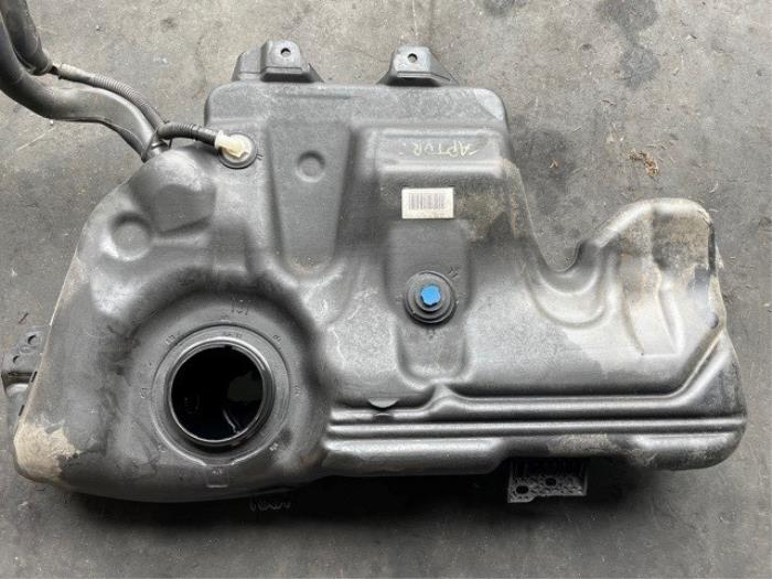 Begagnade Tank Renault Captur I (2R) 1.5 Energy dCi 110 FAP Pris på förfrågan erbjuds av Autohandel-Smet Gebroeders NV