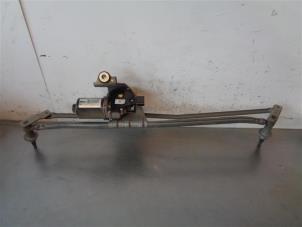 Used Front wiper motor Iveco Daily Price on request offered by Autohandel-Smet Gebroeders NV