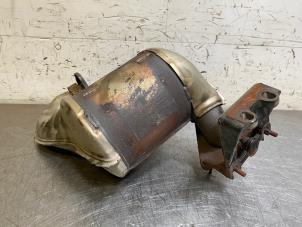 Used Catalytic converter Renault Espace (JK) 2.0 dCi 16V 150 FAP . Price on request offered by Autohandel-Smet Gebroeders NV