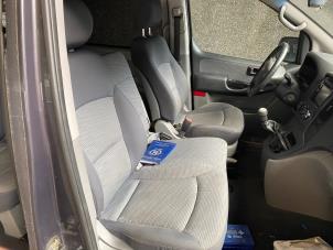 Gebrauchte Sitz links Hyundai H1 People Preis auf Anfrage angeboten von Autohandel-Smet Gebroeders NV