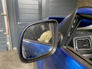 Used Wing mirror, left Volkswagen Amarok 3.0 TDI V6 24V 4Motion Price on request offered by Autohandel-Smet Gebroeders NV