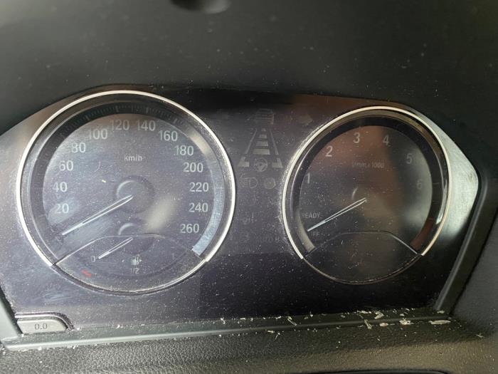 Usados Cuentakilómetros BMW 1 serie (F20) 116i 1.5 12V Precio de solicitud ofrecido por Autohandel-Smet Gebroeders NV