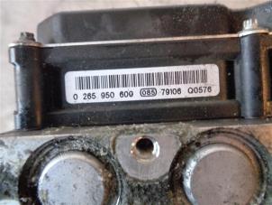 ABS Computer from a Dacia Logan II 1.2 16V 2013
