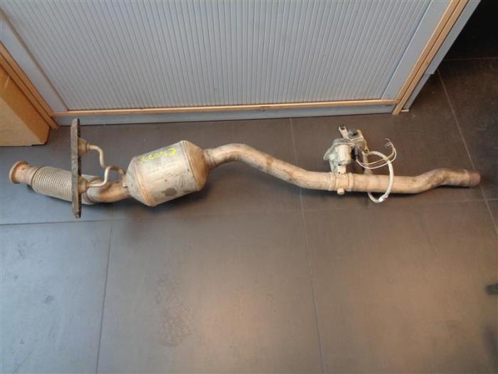 Used Particulate filter Volkswagen Caddy Combi IV 2.0 TDI 102 Price on request offered by Autohandel-Smet Gebroeders NV