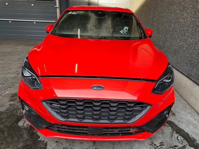 Front end, complete from a Ford Focus 4 1.5 EcoBlue 120 2021