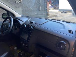 Usagé Kit airbag + tableau de bord Dacia Lodgy (JS) 1.2 TCE 16V Prix sur demande proposé par Autohandel-Smet Gebroeders NV