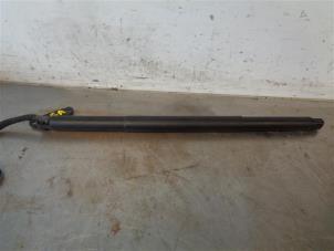 Used Rear gas strut, right Volkswagen Tiguan (AD1) 1.5 TSI 16V Evo BlueMotion Technology Price on request offered by Autohandel-Smet Gebroeders NV