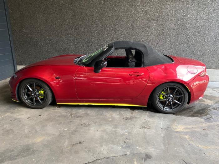 Używane Miekki dach cabrio Mazda MX-5 (ND) 1.5 Skyactiv G-131 16V Cena na żądanie oferowane przez Autohandel-Smet Gebroeders NV